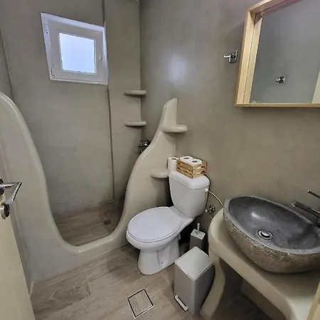 Lareroom 4 σπίτι μπροστά στην παραλία με μικρή πισίνα Hébergement de vacances *