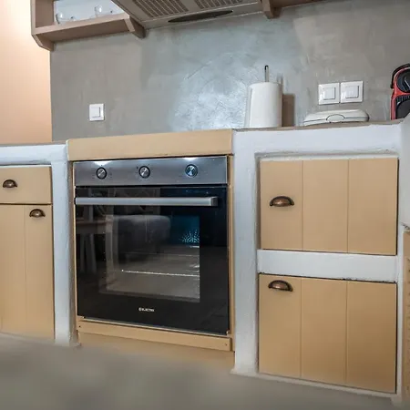 Holiday home Lareroom 4 σπίτι μπροστά στην παραλία με μικρή πισίνα