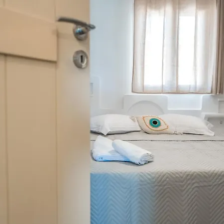 Lareroom 4 σπίτι μπροστά στην παραλία με μικρή πισίνα Tatil Evi