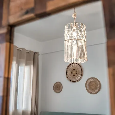 Lareroom 4 σπίτι μπροστά στην παραλία με μικρή πισίνα Holiday home Kythnos