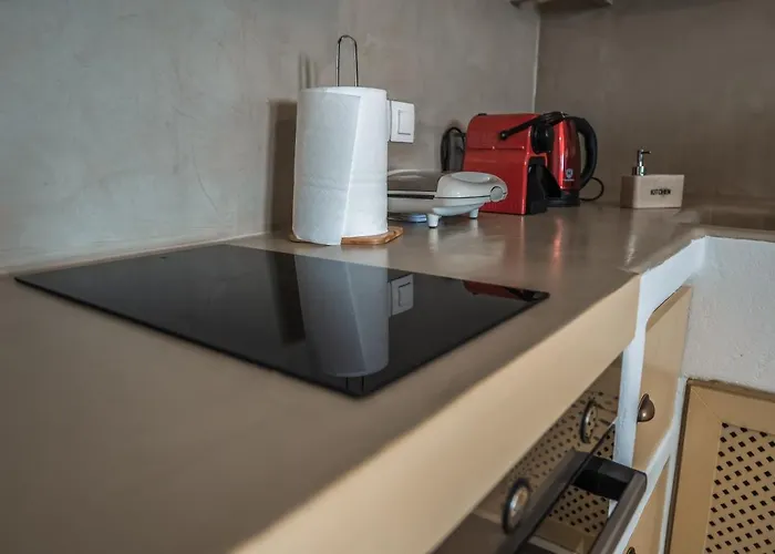 Lareroom 4 σπίτι μπροστά στην παραλία με μικρή πισίνα Kithnos