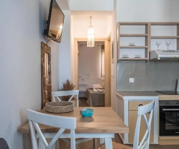 Ferienhaus Lareroom 4 σπίτι μπροστά στην παραλία με μικρή πισίνα